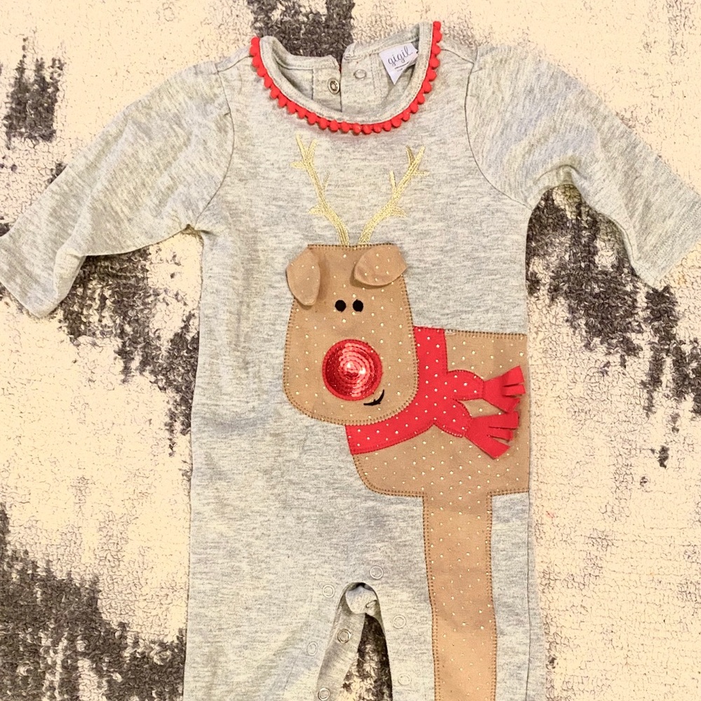 Christmas Outfit🎄 Gigil Brand